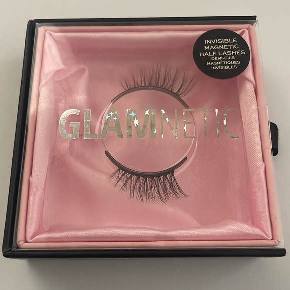 Glamnetic “Precious” (cat eye) Invisible Magnetic Half Lashes *EZ app! Last 1! - Picture 2 of 9